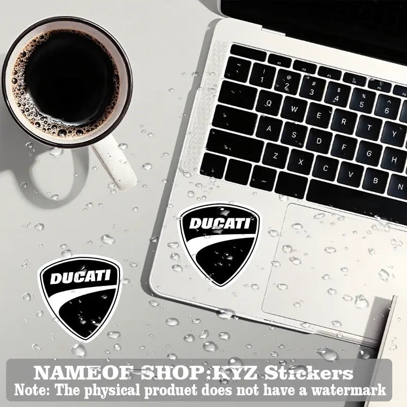 Ducati Logo Siyah Beyaz Sticker 2’li Set Vinil Çıkartma | Sticker Master - Sticker Master