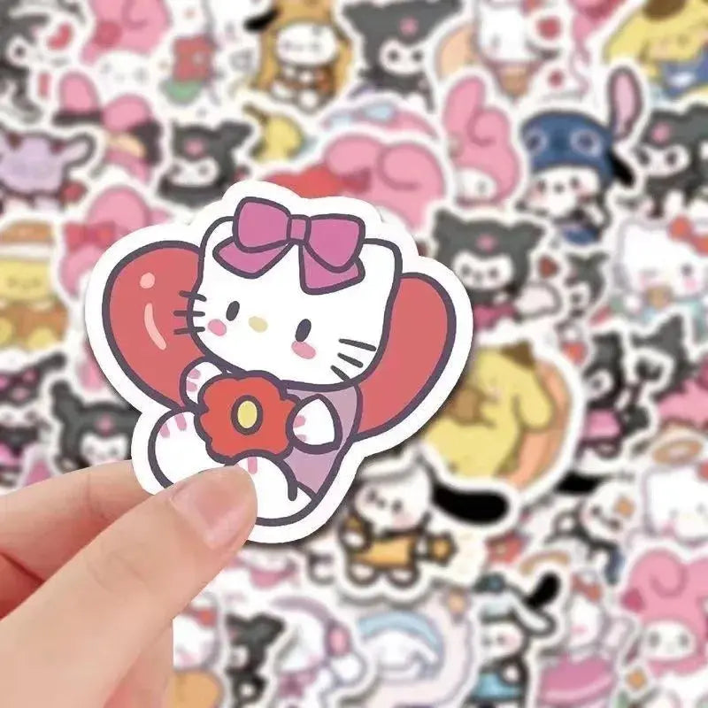 Sticker Master 100 ADET Kawaii Anime Sanrio Sticker Set Motor Oto Araç Laptop Telefon Çıkartma Etiket Sticker Master