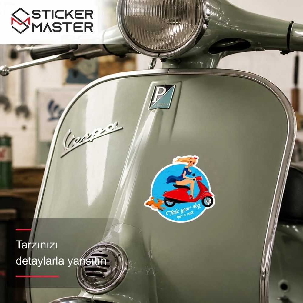 Vespa Uyumlu Kırmızı Scooterli Kiz Sticker VSP32 scooter üzerinde uygulama örneği - Sticker Master