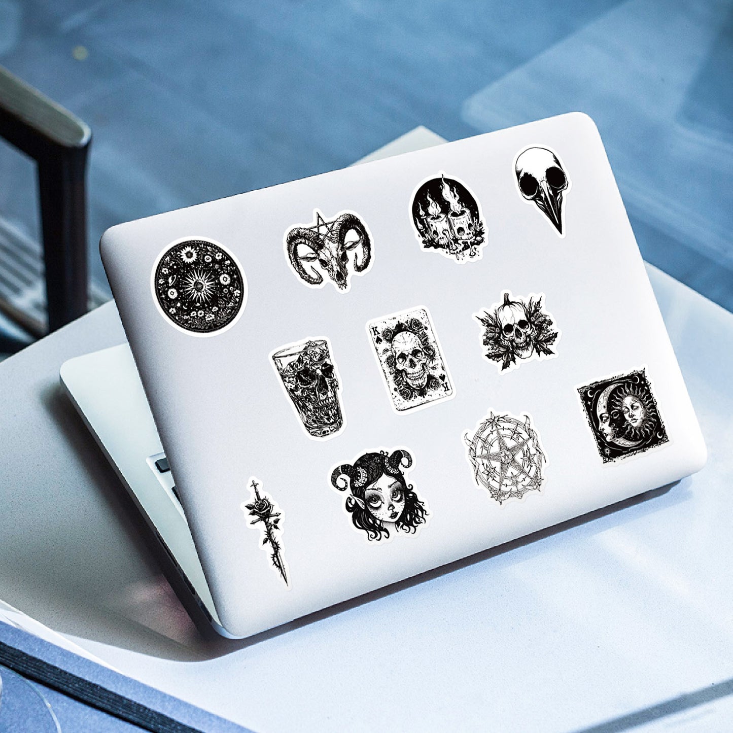Gothic Punk Siyah Beyaz Sticker Seti 50’li | Sticker Master