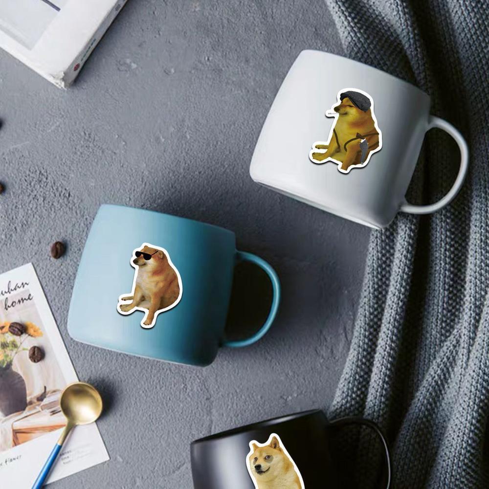 Sticker Master 50'li Köpek Meme Sticker Seti – Suya Dayanıklı Vinyl PVC Karikatür Çıkartmalar | Laptop, Su Şişesi, Kaykay, Telefon, Bavul | Düzensiz Şekiller, Gençler & Yetişkinler
