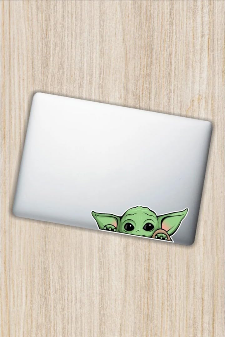 Sticker Master Yoda Motorsiklet,Kask,Laptop,Motor Ve Oto Araç Sticker 6 X 6 Cm Renkli
