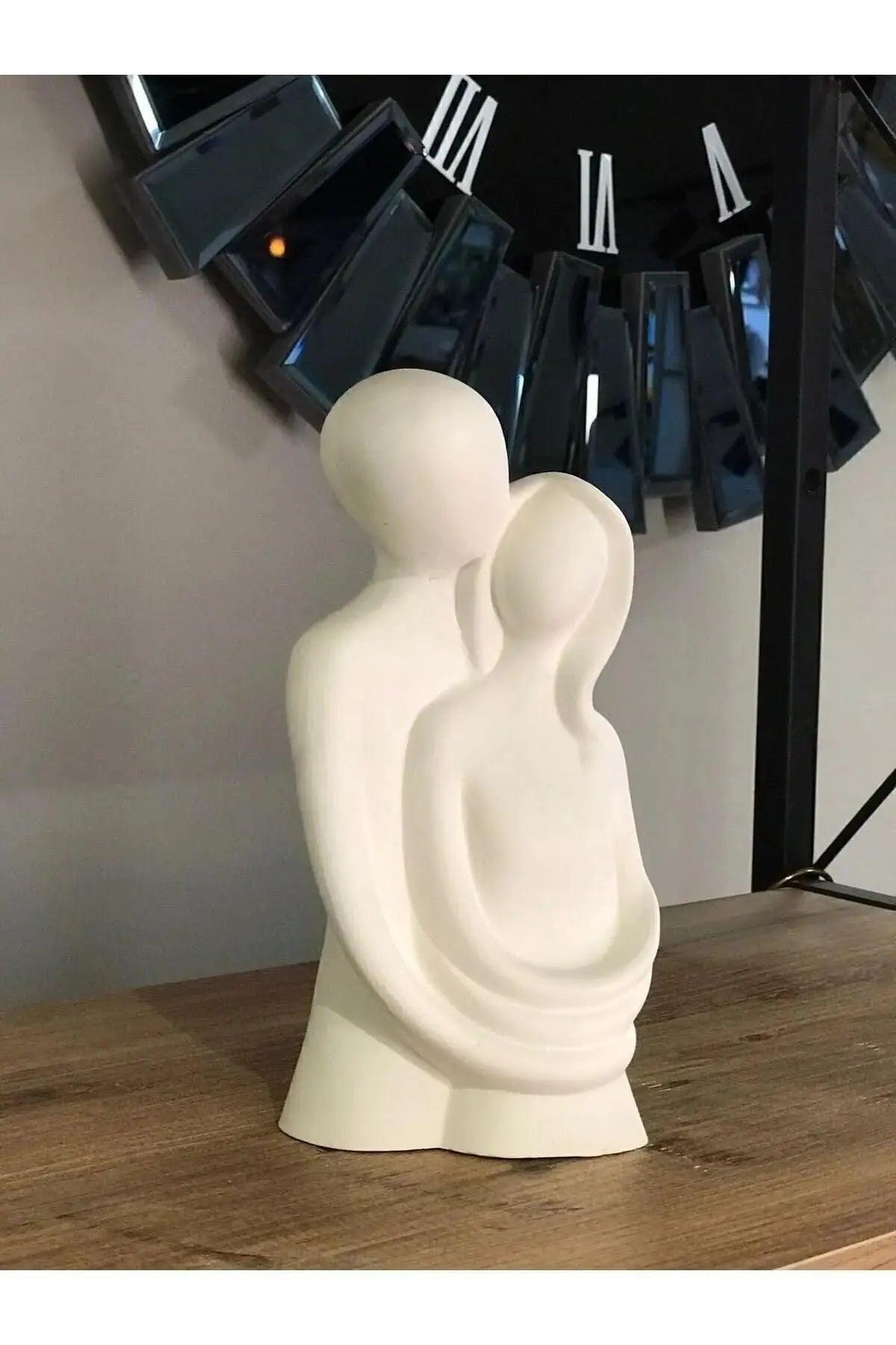 Sticker Master Sevgili Aşıklar Sarılmış Çift Biblo – Romantik Dekoratif Hediyelik Eşya