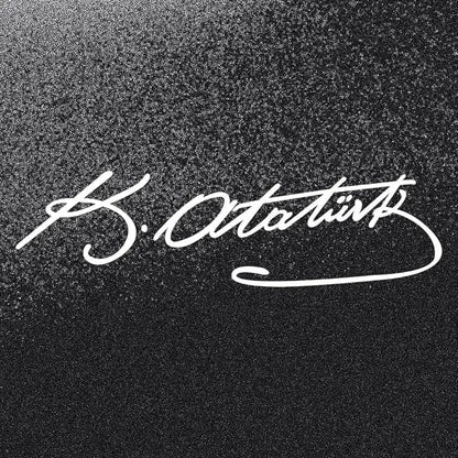 Sticker Master Kemal Atatürk İmzası Sticker Çıkartma (20x6 Cm) - Su Geçirmez & Dayanıklı Vinil Etiket Decal | Motorsiklet, Kask, Laptop, Oto, Araba, Araç Uyumlu - Sticker Master