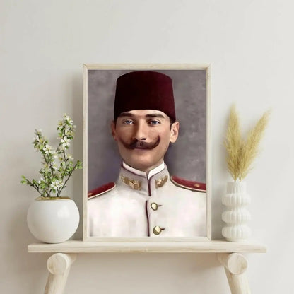 Sticker Master Atatürk Çerçeveli Poster | Ulu Önder'in Zarif Portresi ile Anlamlı Dekorasyon 30x42 Cm (Natural Ahşap) - Sticker Master