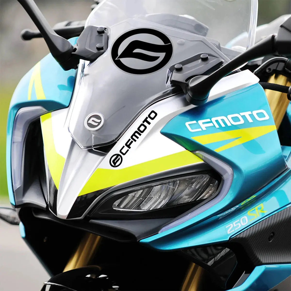 CFMoto Holografik Sticker | Yansıtıcılı Grenaj & Kask Seti | Sticker Master - Sticker Master