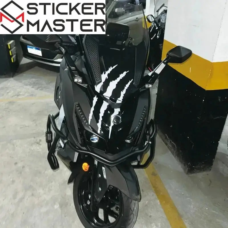 Canavar Pençesi Sticker | Büyük Boy Yırtık Efektli Moto ve Kask Decal (25-42 cm) Sticker Master