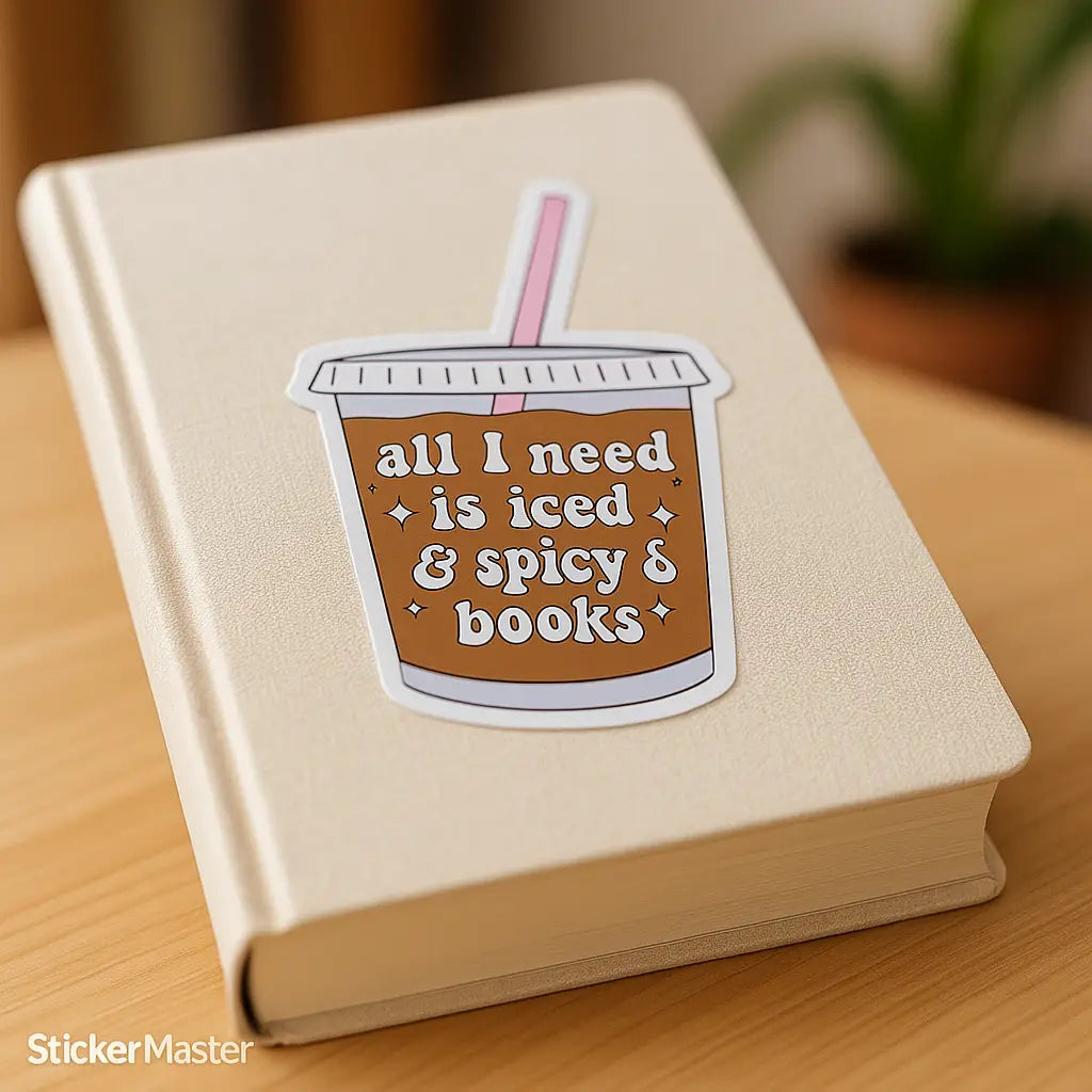 Sticker Master “Tek İhtiyacım Buzlu Kahve & Ateşli Kitaplar” Sticker-3 Adet– 5 cm Su Geçirmez Vinil Çıkartma (Laptop, Kindle, Su Şişesi, Kitap) - Sticker Master