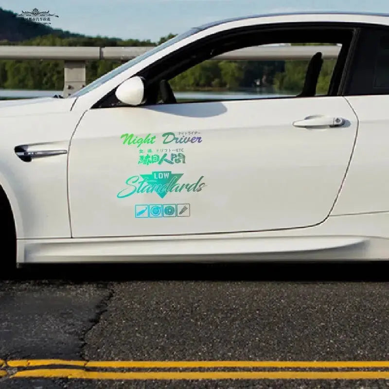 Low Standards Ön Cam Sticker | Modifiye ve Basık Araç Sticker Master