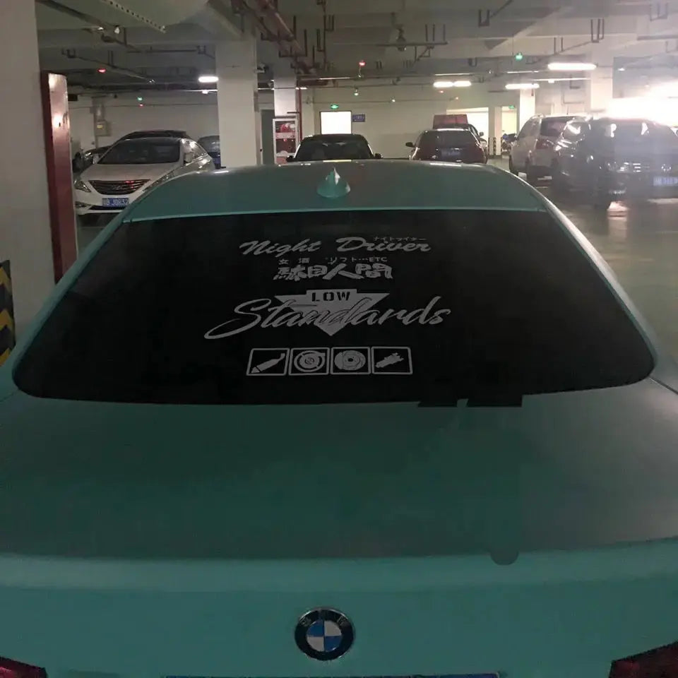 Low Standards Ön Cam Sticker | Modifiye ve Basık Araç Sticker Master