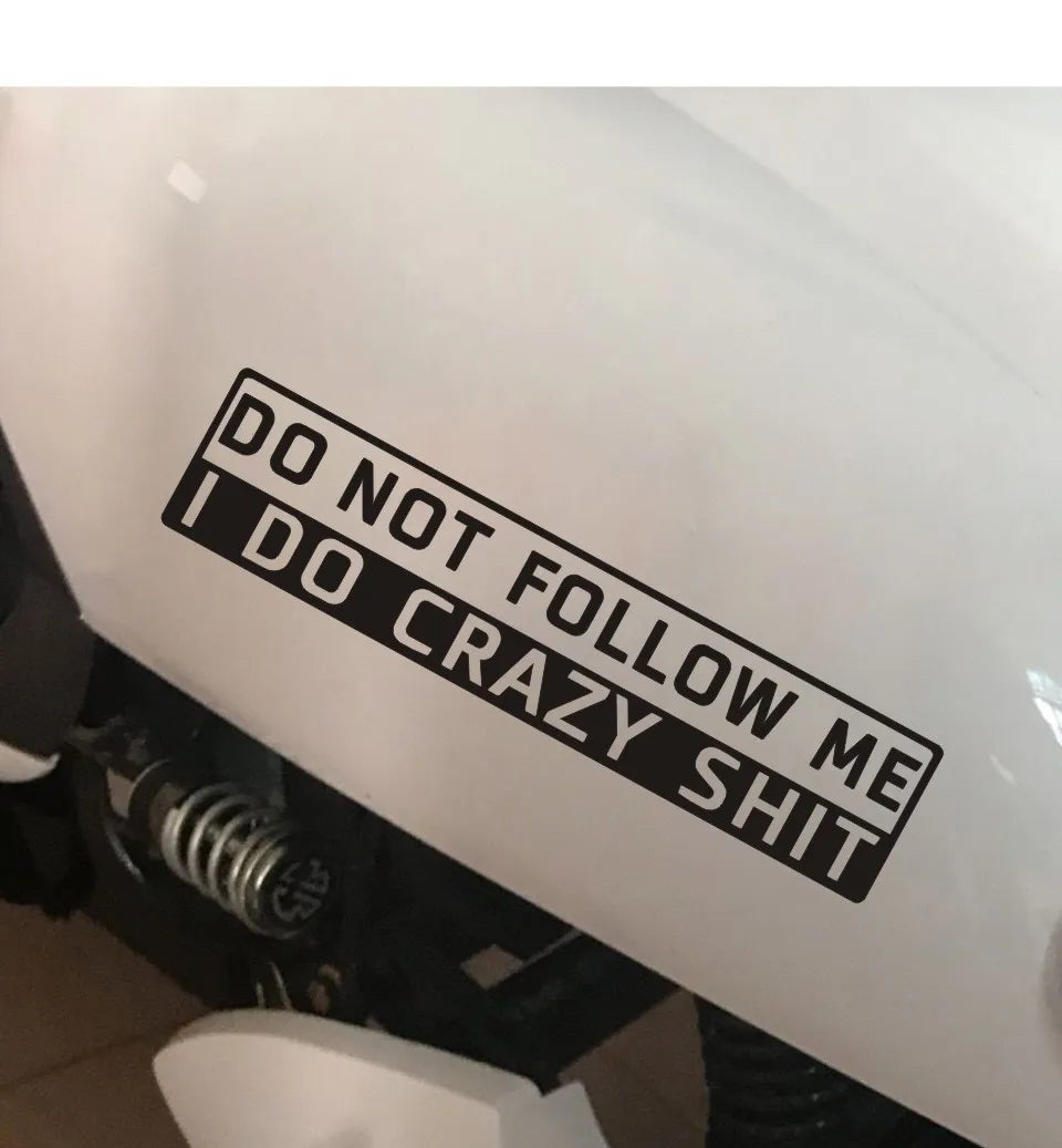Sticker Master "Do Not Follow Me" Komik Araba Sticker 15x3 Cm