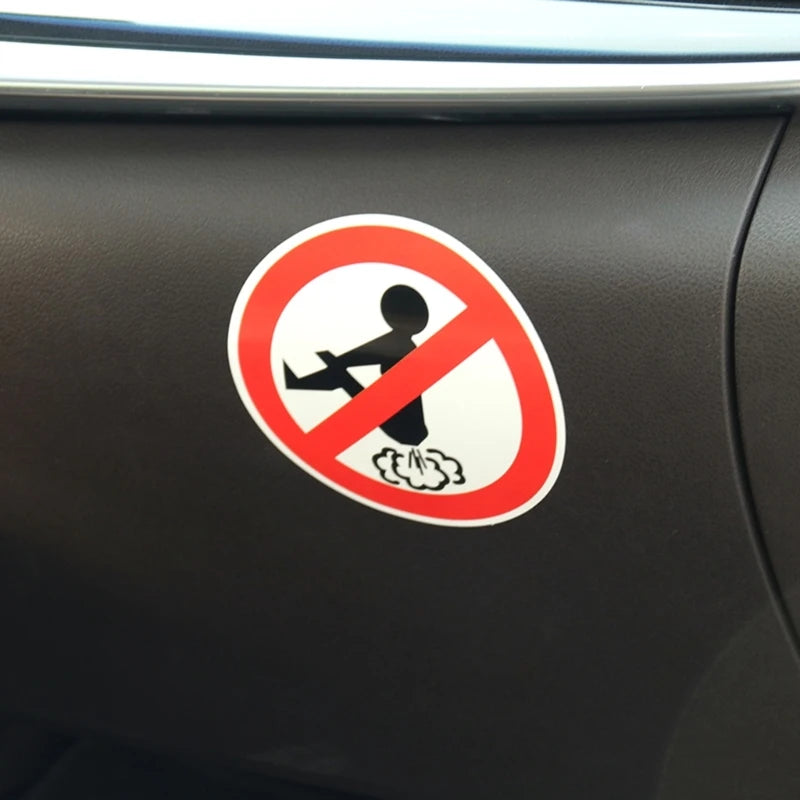 Komik Araba Sticker - Osurma Yasak Etiket - Dayanıklı Yapıştırma Çıkartma