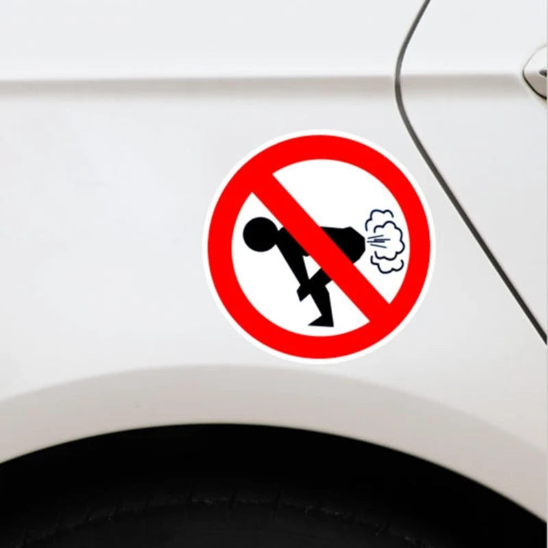 Komik Araba Sticker - Osurma Yasak Etiket - Dayanıklı Yapıştırma Çıkartma