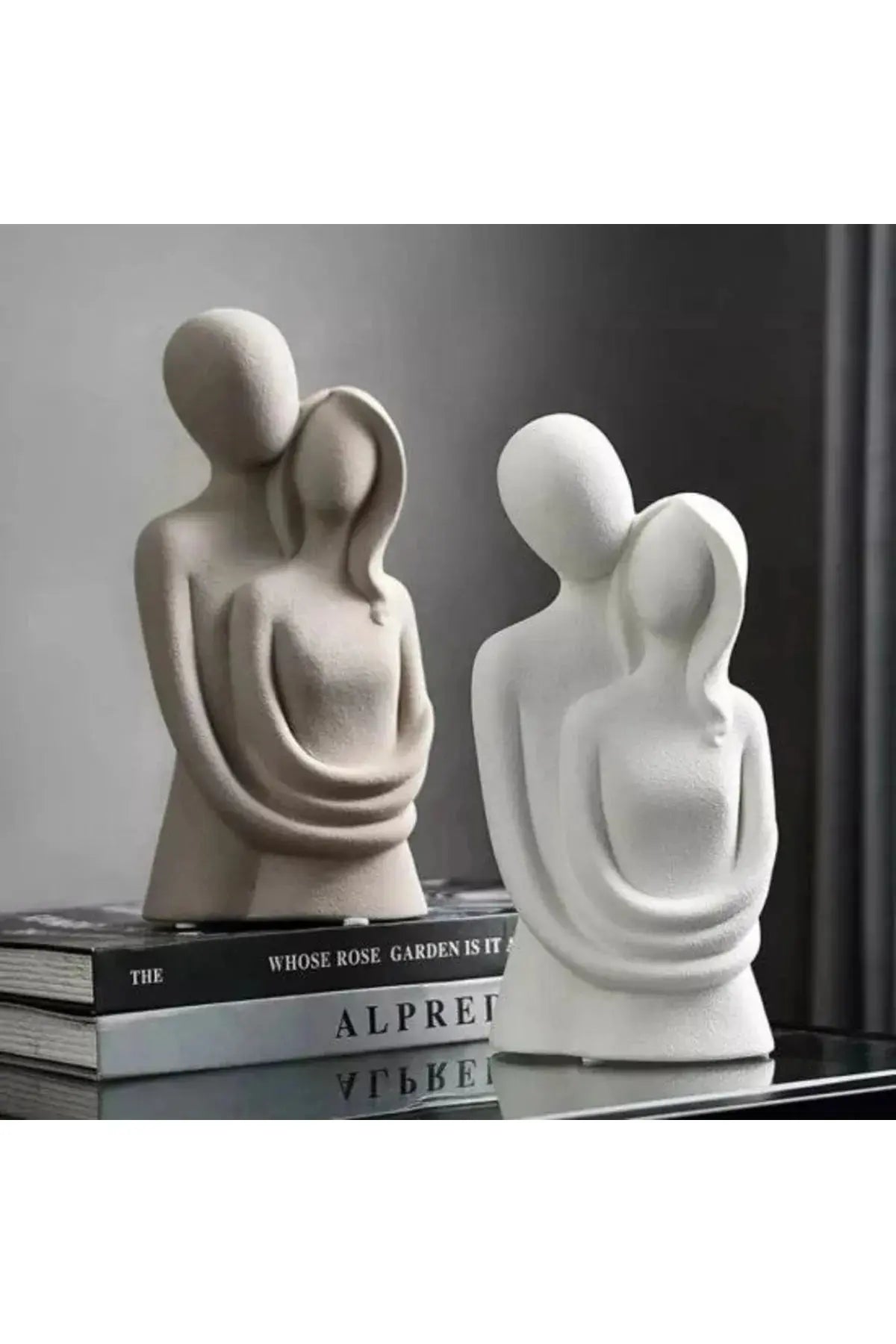 Sticker Master Sevgili Aşıklar Sarılmış Çift Biblo – Romantik Dekoratif Hediyelik Eşya - Sticker Master