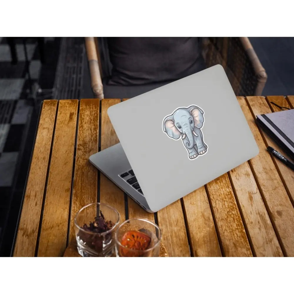 Sticker Master Baby Elephant Sticker – 14 × 15 cm Sevimli Fil Etiketi Sticker Master