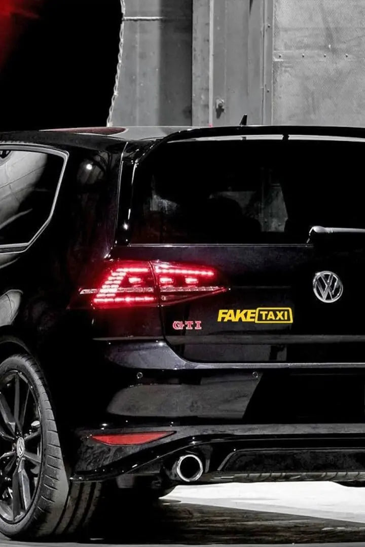 Sticker Master Fake Taxi Taksi Sticker Motorsiklet,Kask,Laptop,Motor Ve Oto Araç Sticker 14 X 3 Cm Renkli Sticker Master