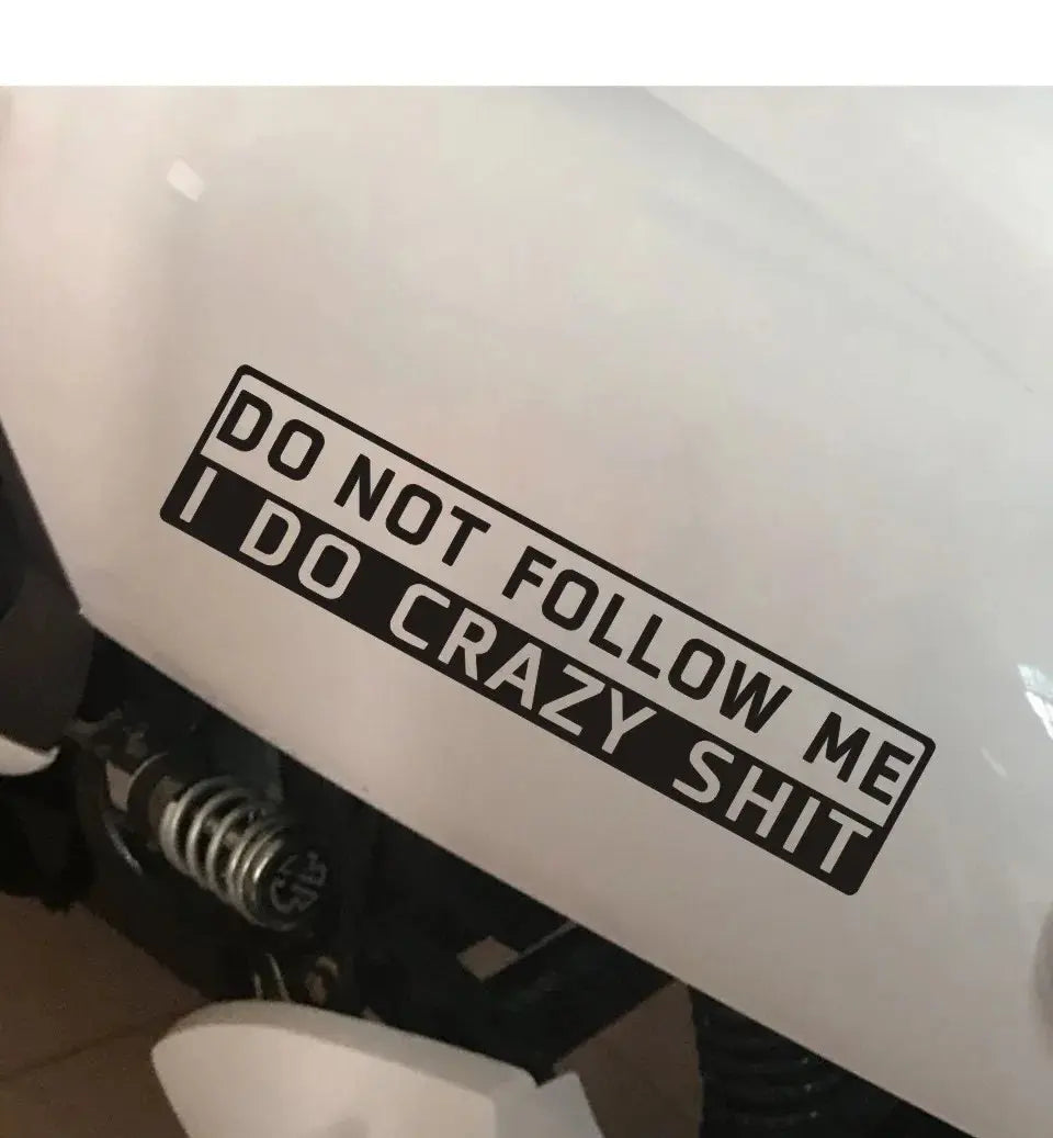 Sticker Master "Do Not Follow Me" Komik Araba Sticker 15x3 Cm Sticker Master