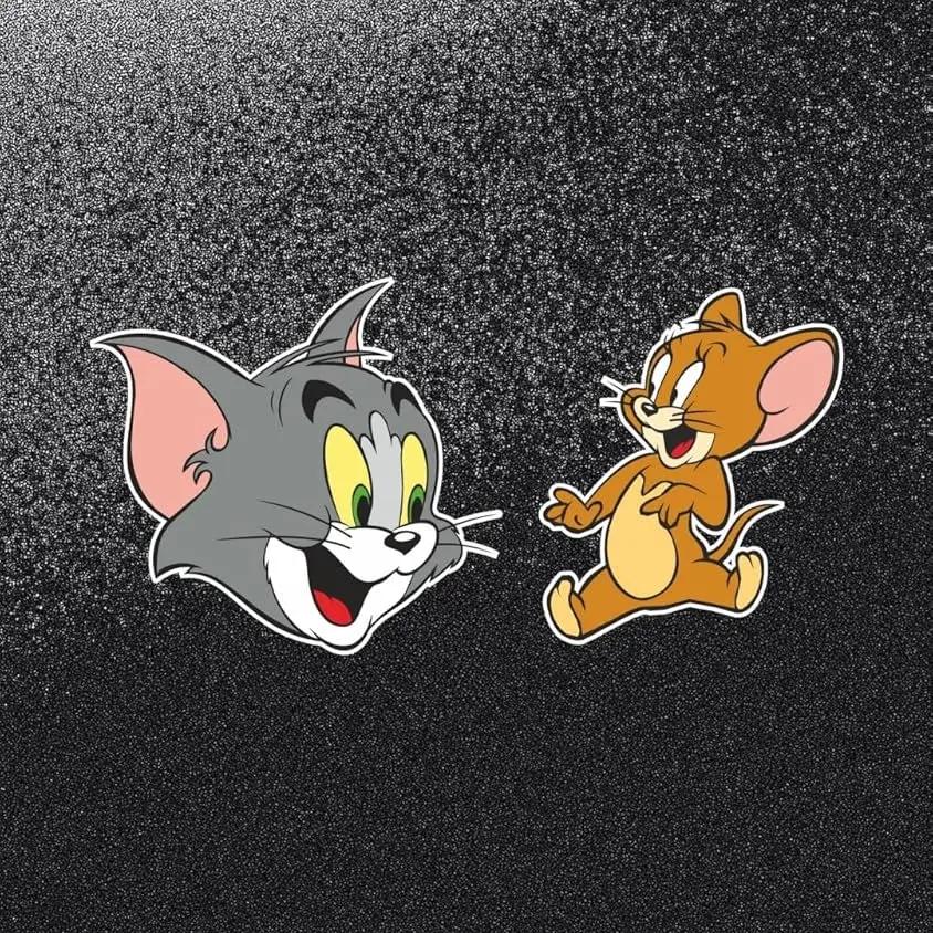 Tom ve Jerry Sticker - Su Geçirmez PVC Çıkartma 15x7.5cm