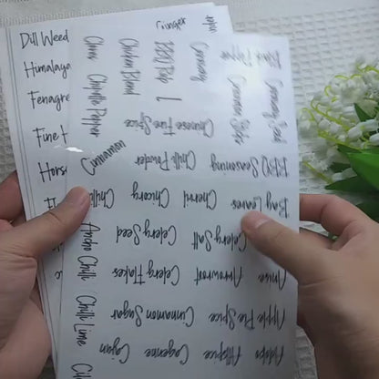 Sticker Master 138 Parça Su Geçirmez Baharat Kavanozu Etiket Seti – Şeffaf, Gıda Uyumlu, Mutfak Düzenleme Etiketi