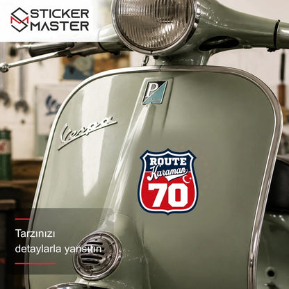 Vespa Uyumlu ROUP82 Route Karaman 70 Sticker VSP1539 scooter üzerinde uygulama örneği - Sticker Master