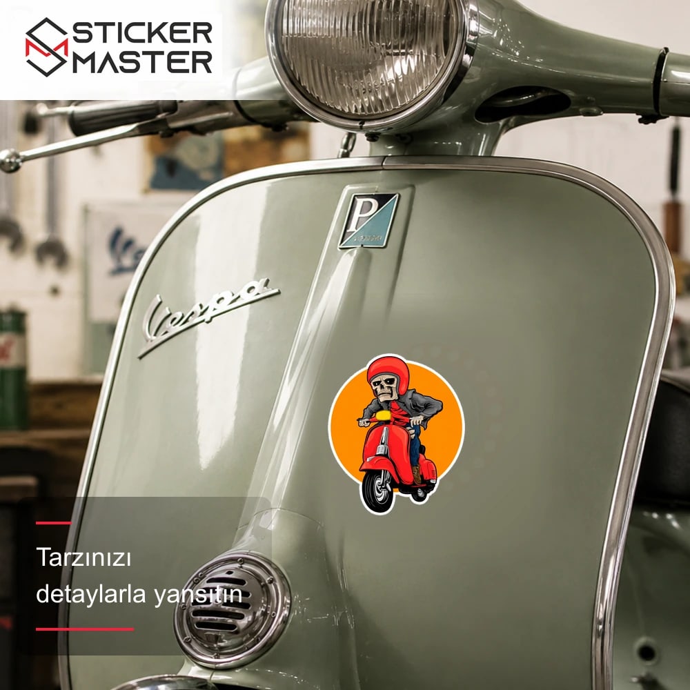 Vespa Uyumlu Kırmızı Scooterli Kurukafa Sticker VSP38 scooter üzerinde uygulama örneği - Sticker Master