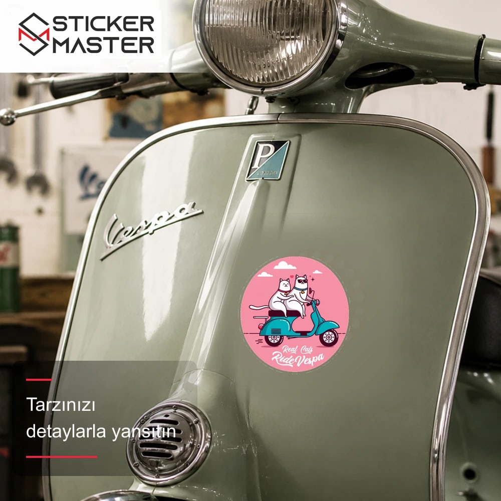 Vespa Uyumlu Scooter Suren Kediler Sticker VSP47 scooter üzerinde uygulama örneği - Sticker Master