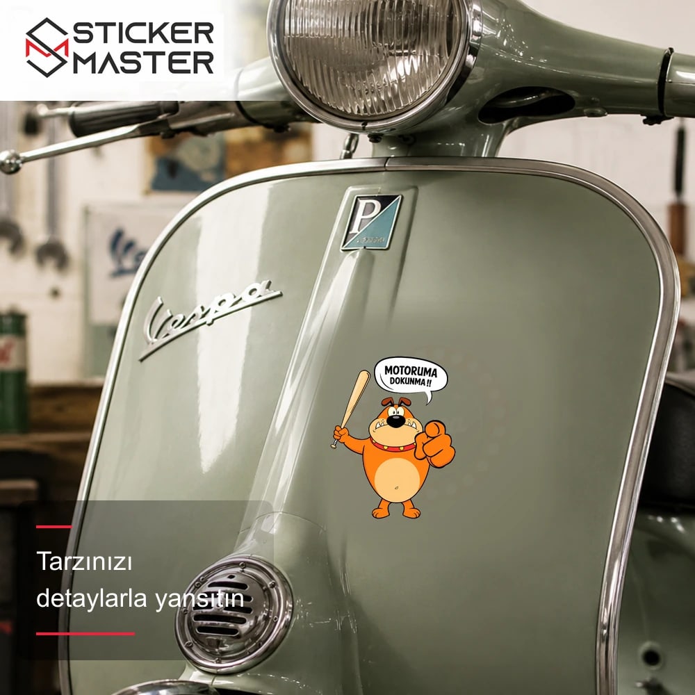 Vespa Uyumlu WRN33 Motoruma Dokunma Kizgin Kopek Sticker VSP1149 scooter üzerinde uygulama örneği - Sticker Master