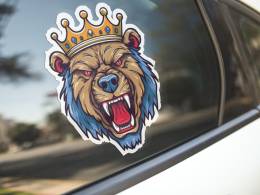 Sticker Master Kızgın Ayı Bear Taç Motorsiklet, Kask,Laptop Ve Araç Sticker Çıkartma Etiket 13x15 Cm